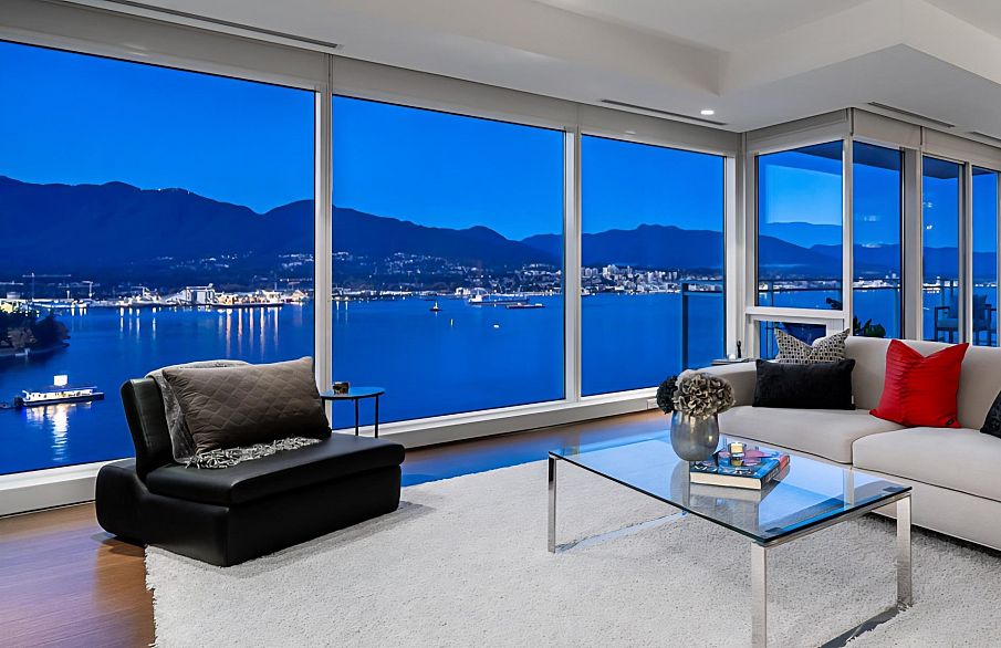 2202 1139 W Cordova Street