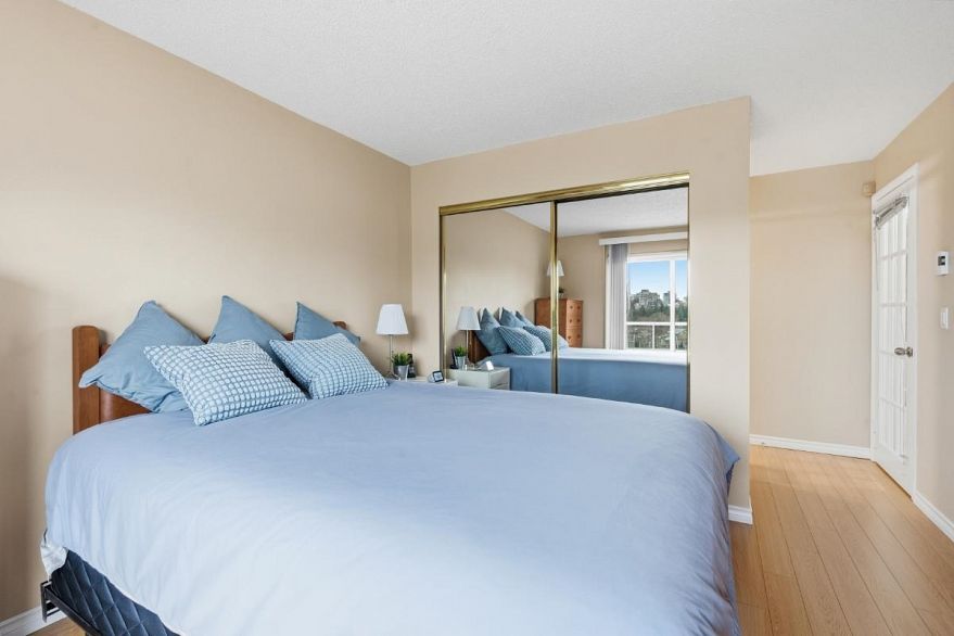 813 456 Moberly Road