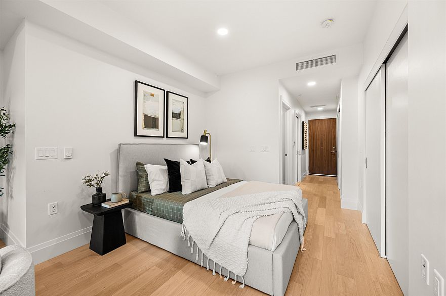 106 2550 Garden Drive