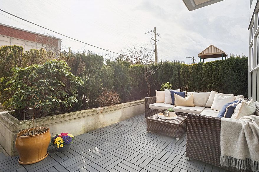 203 298 E 11th Avenue