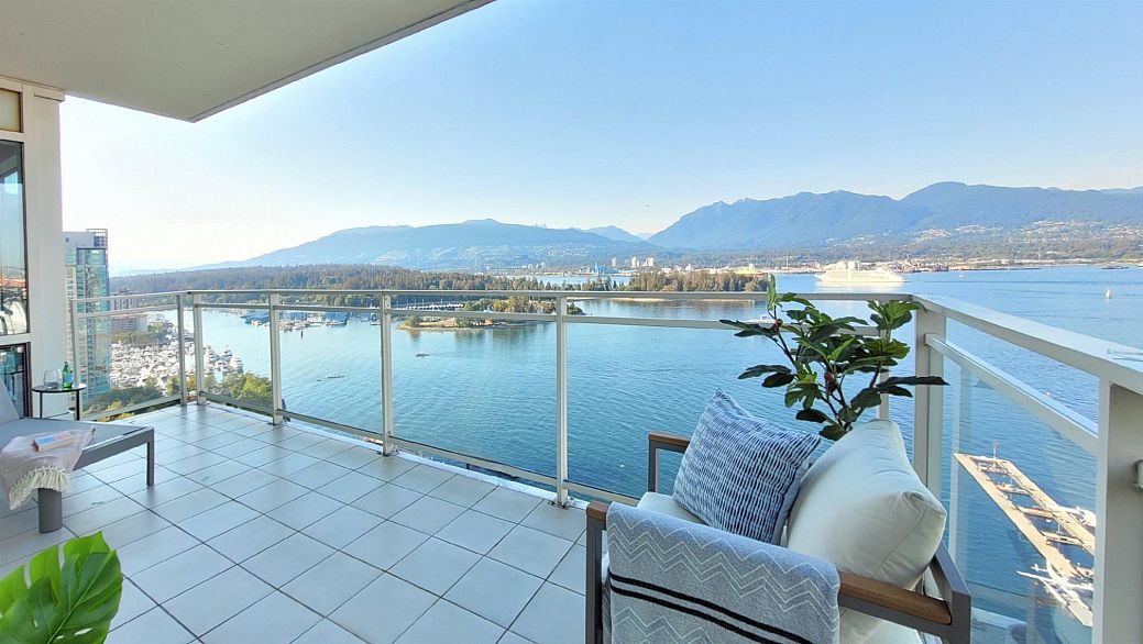 2202 1139 W Cordova Street