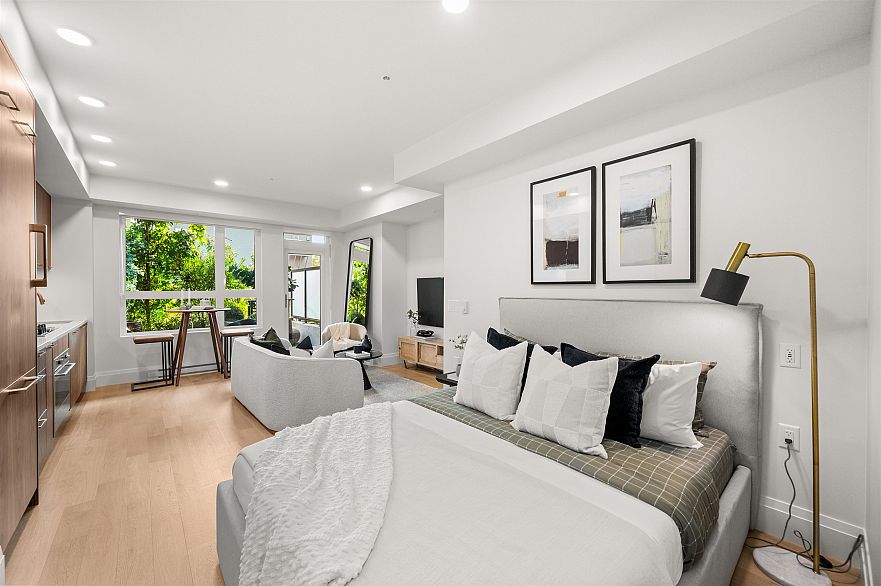 106 2550 Garden Drive