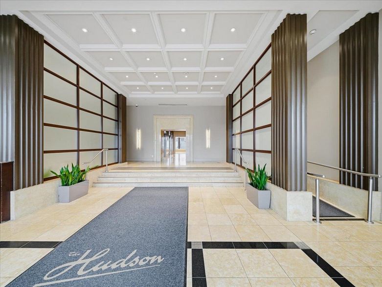 2807 610 Granville Street