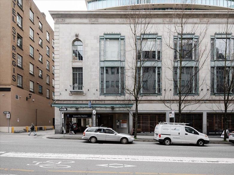 2807 610 Granville Street