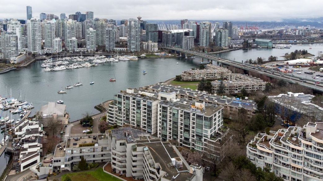 813 456 Moberly Road