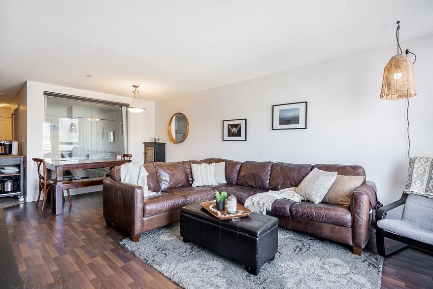 310 2636 E Hastings Street