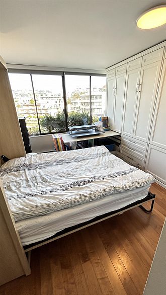 315 674 Leg In Boot Square