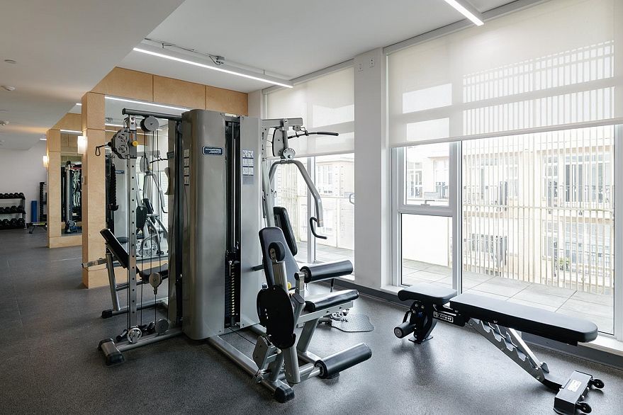 305 285 E 10th Avenue