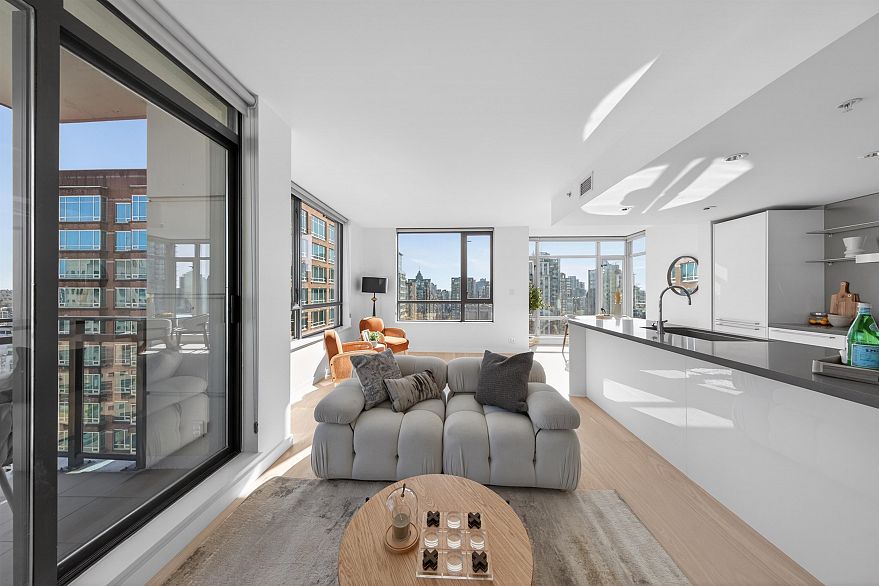 2601 788 Richards Street