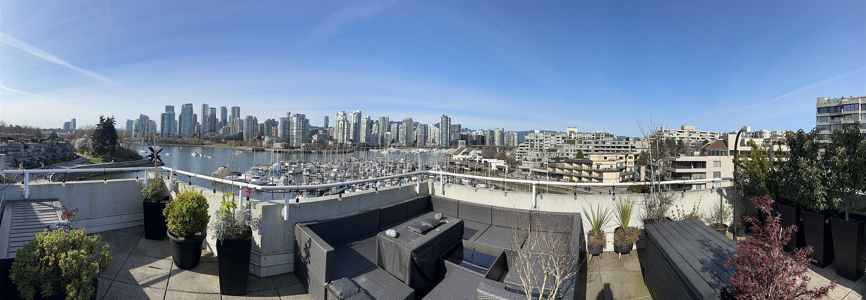 315 674 Leg In Boot Square