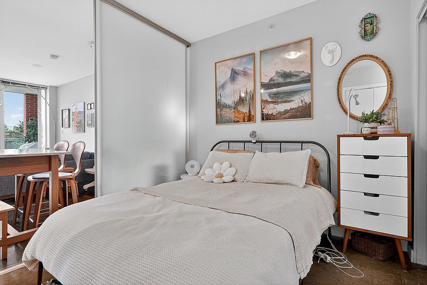 417 221 Union Street