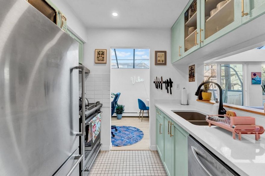 204 2125 York Avenue