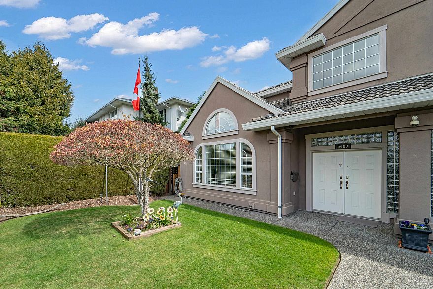 5480 Cambie Street