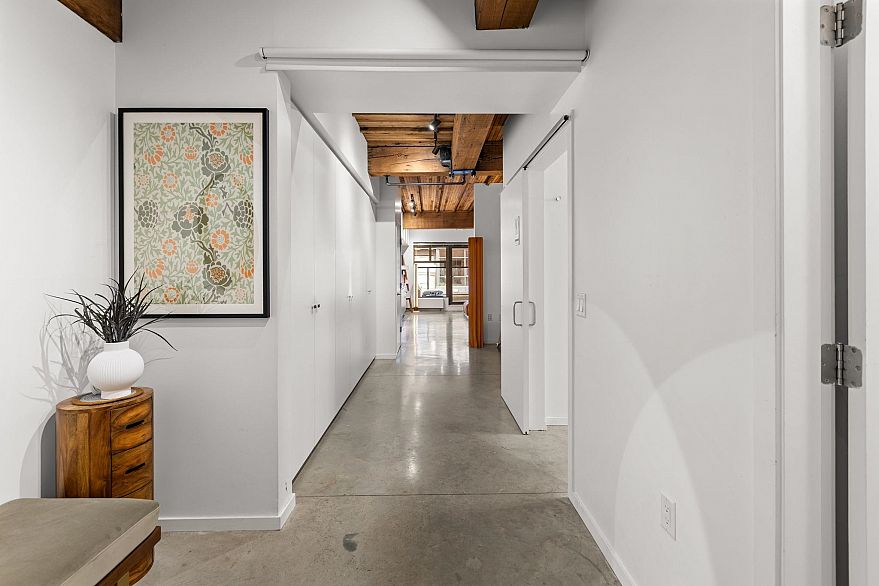 410 388 W 1st Avenue