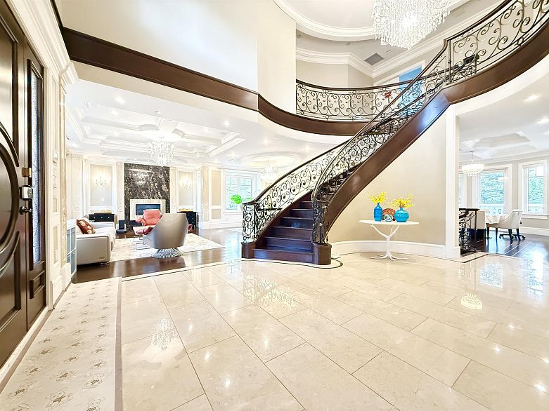 6011 Churchill Street