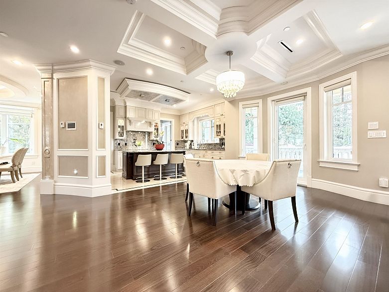 6011 Churchill Street