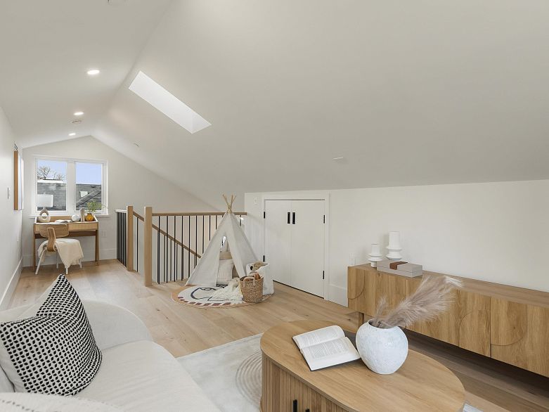 1 3919 W 18th Avenue