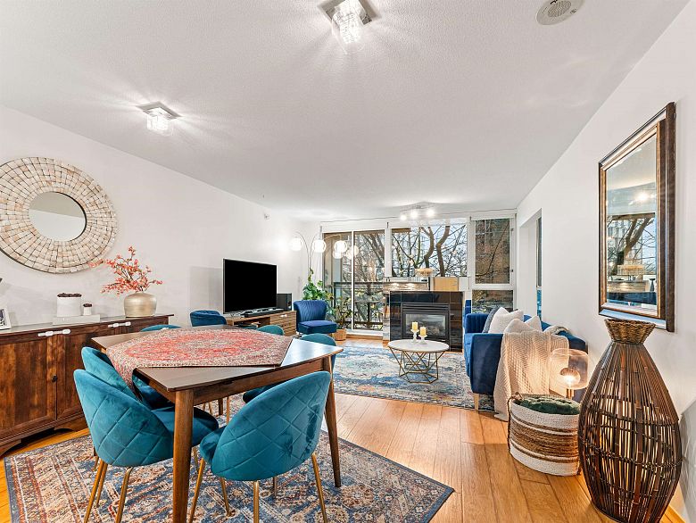 306 1328 W Pender Street