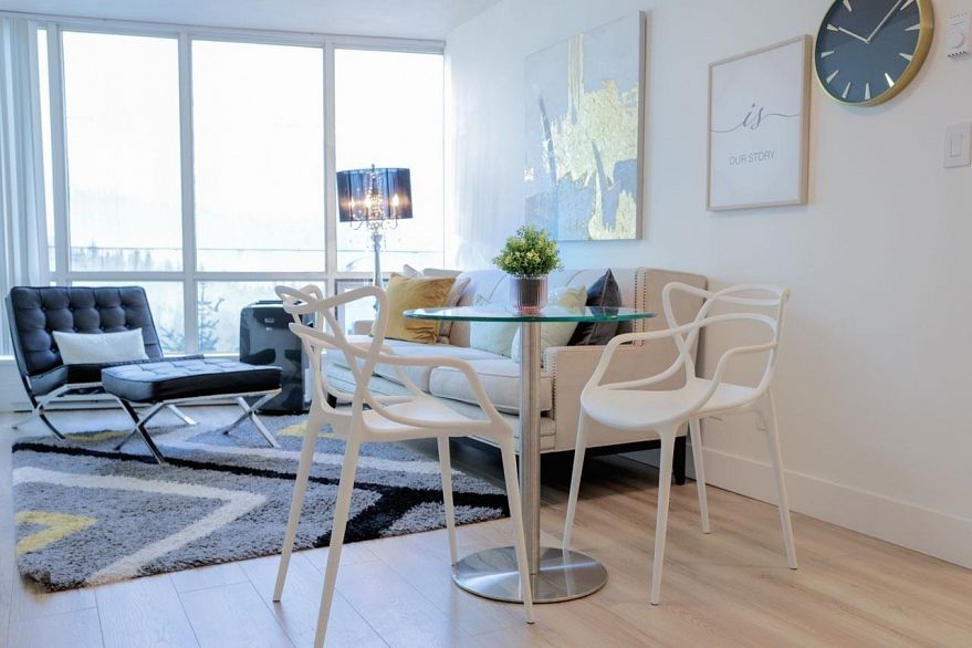 805 1166 Melville Street