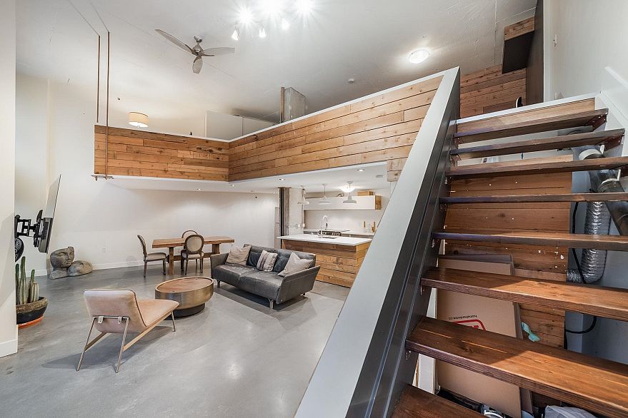 507 22 E Cordova Street