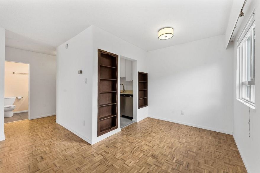 305 2025 W 2nd Avenue