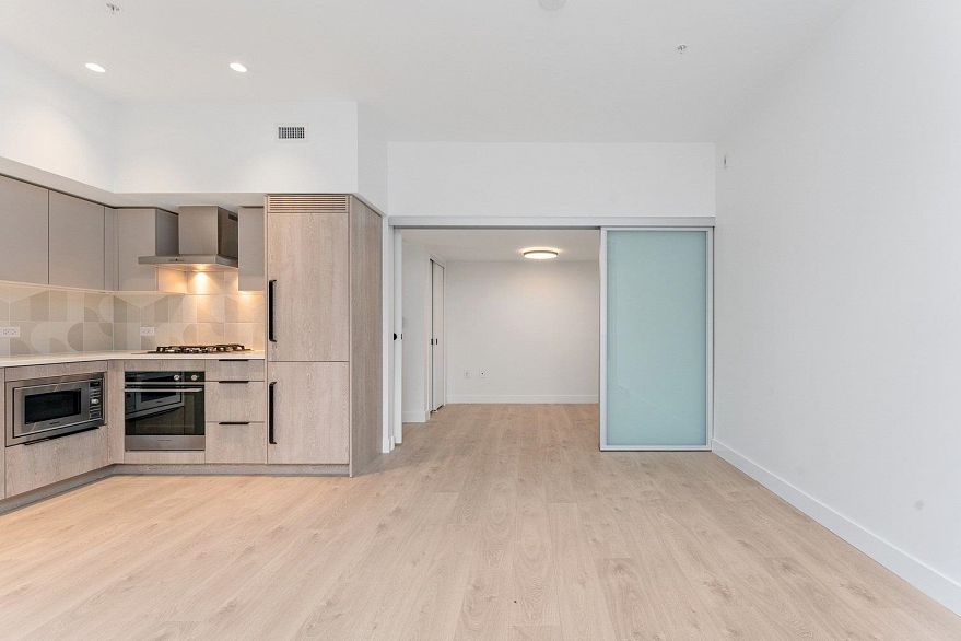 3132 SOPHIA STREET, Vancouver BC V5T 0K5