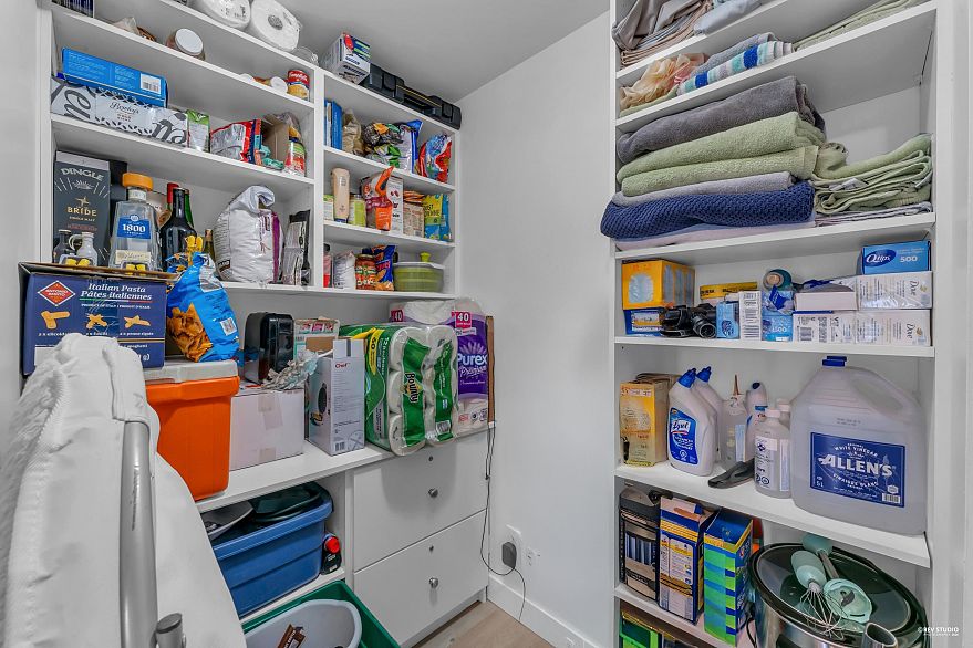 1506 1199 Marinaside Crescent