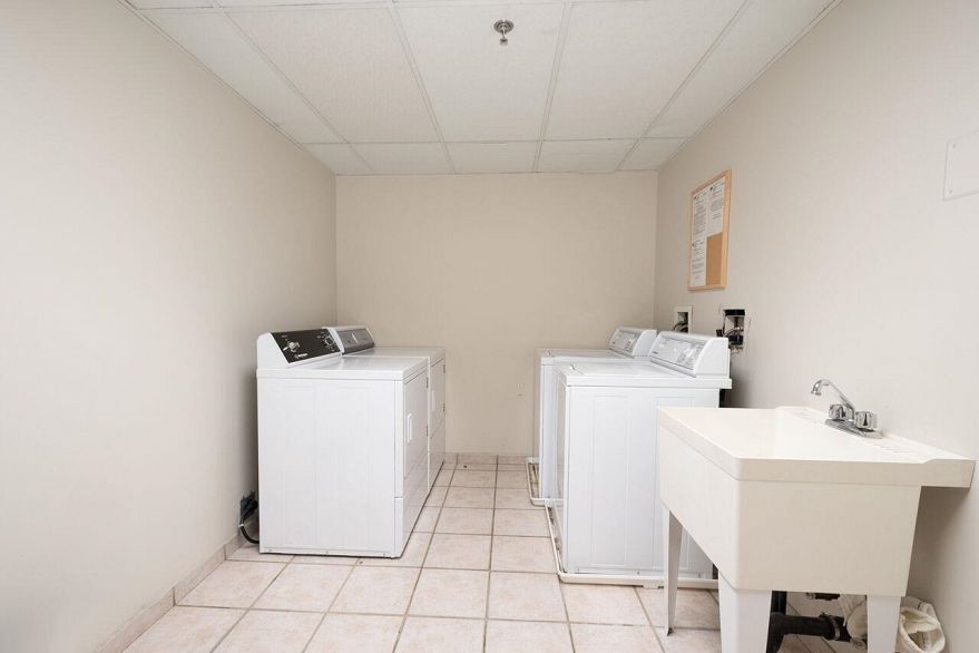 310 1177 Hornby Street