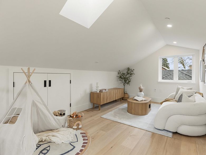 1 3919 W 18th Avenue