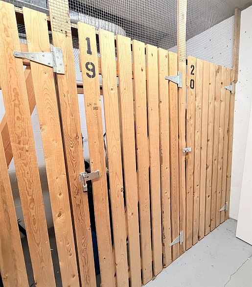 809 1212 Howe Street