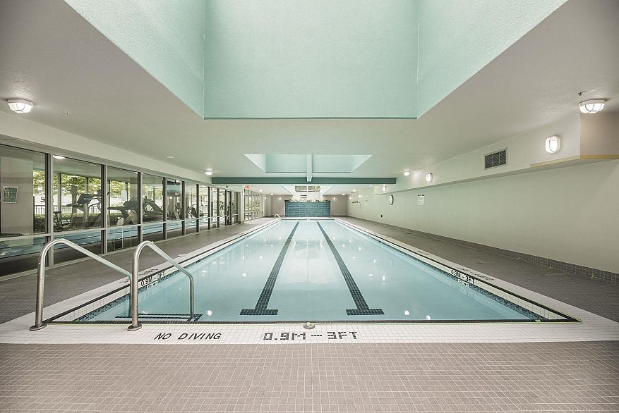 502 928 Richards Street