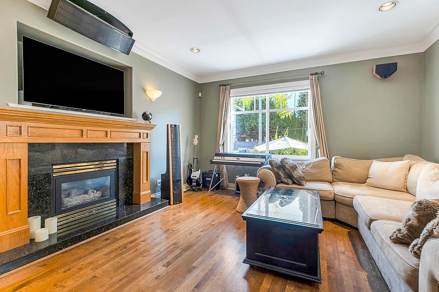5062 Granville Street