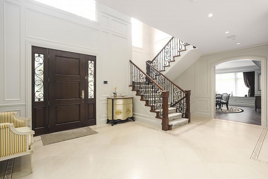 1316 Connaught Drive