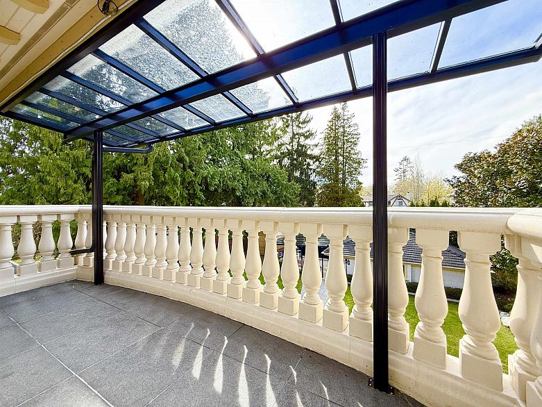 6011 Churchill Street