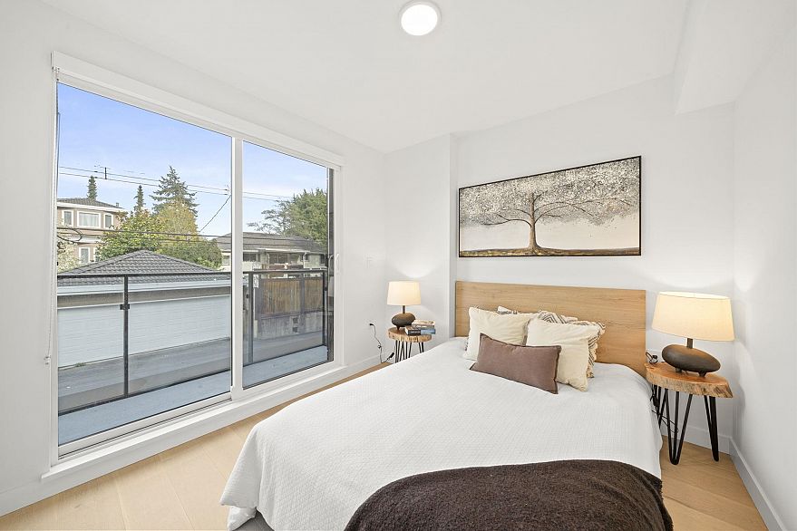 106 5212 Cambie Street