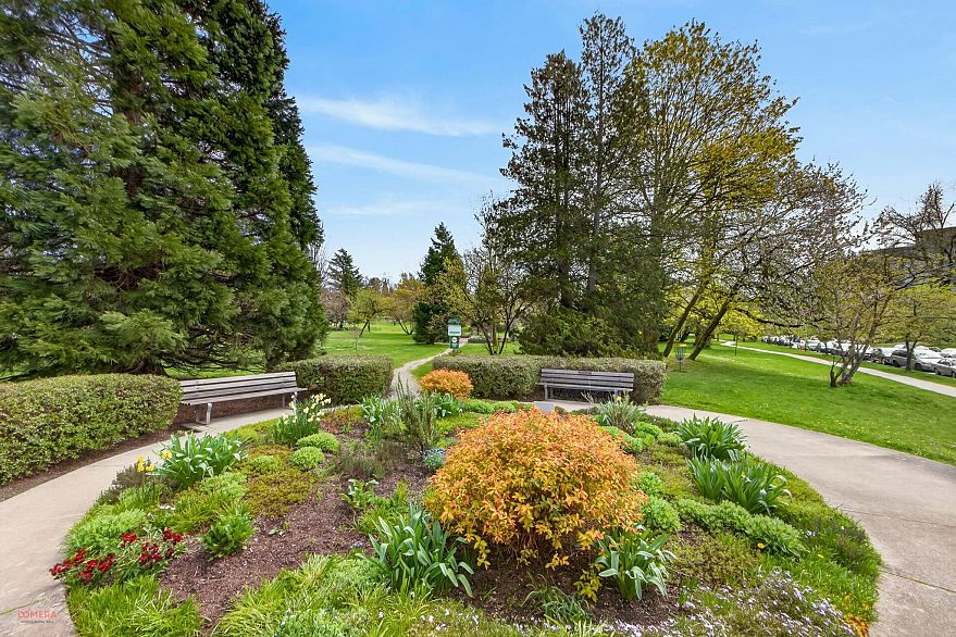 1304 4655 Valley Drive