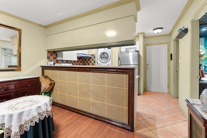 308 1823 E Georgia Street