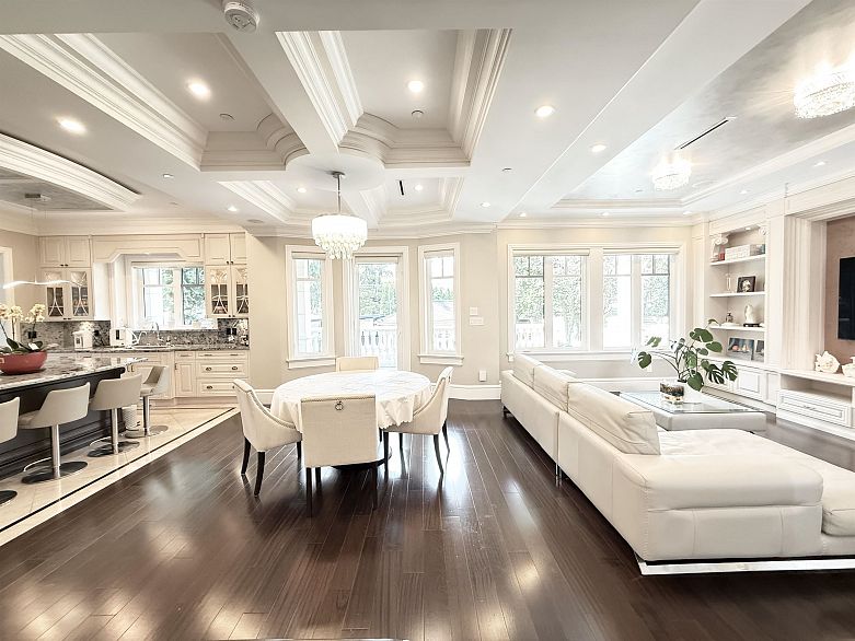 6011 Churchill Street