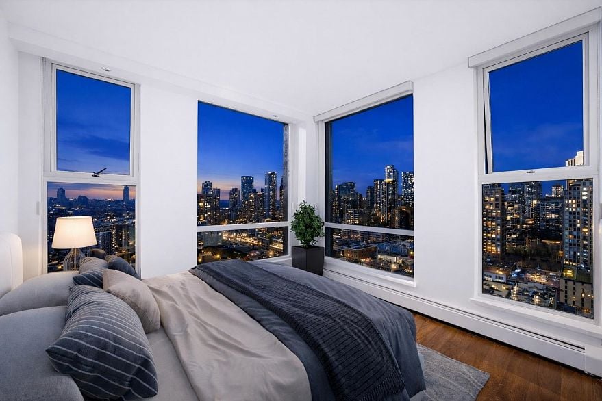 2809 1008 Cambie Street