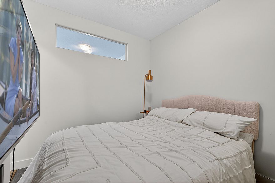 904 251 E 7th Avenue