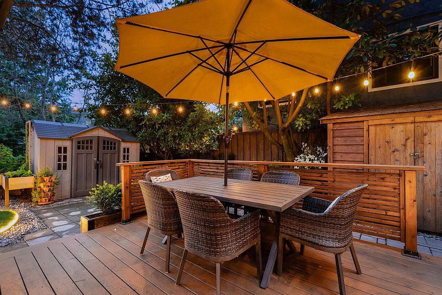 1 1255 E 15th Avenue