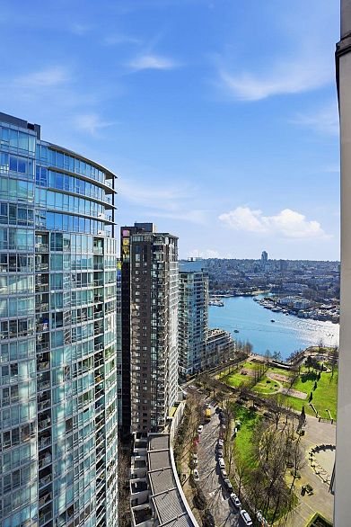 3106 1495 Richards Street