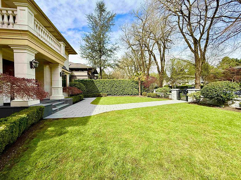 6011 Churchill Street