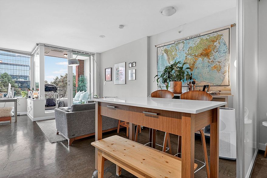 417 221 Union Street