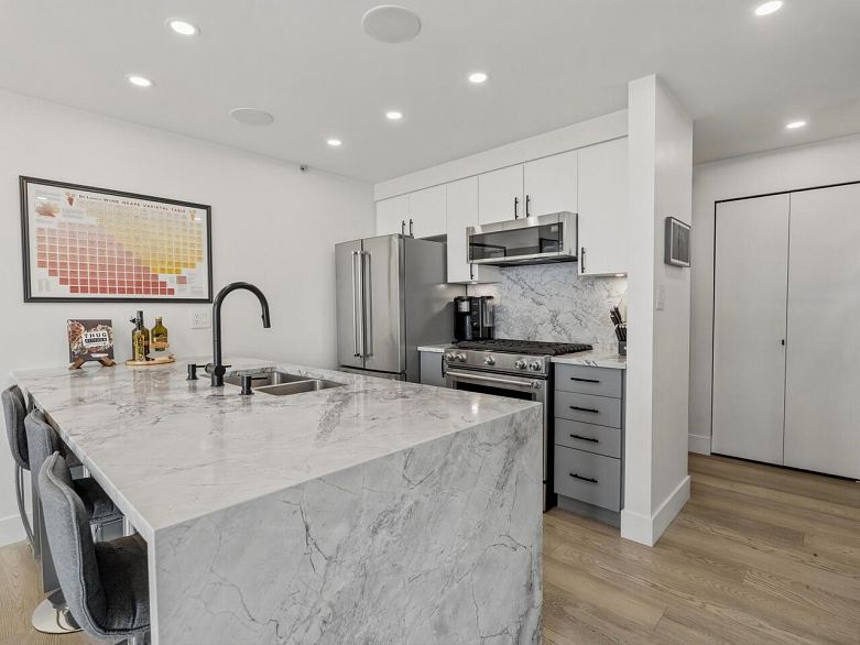 3106 1495 Richards Street