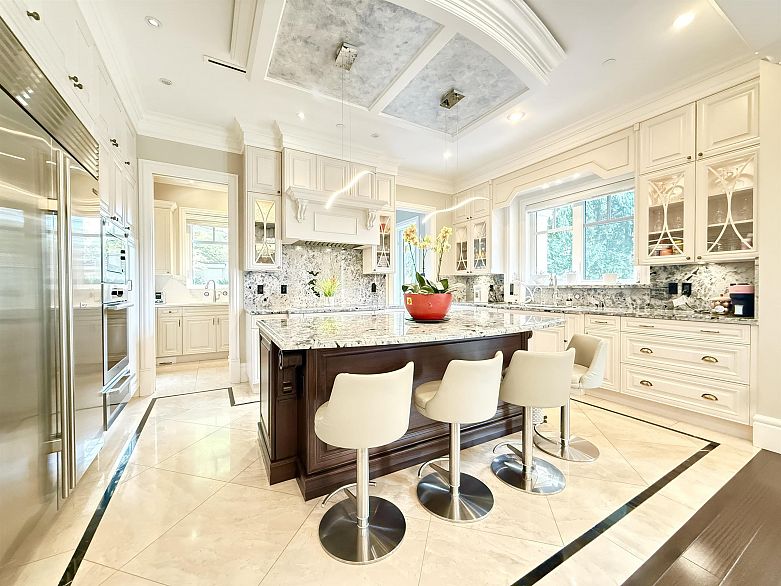 6011 Churchill Street