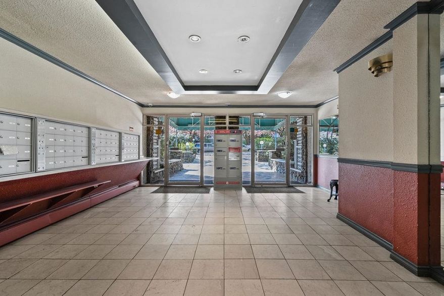 314 711 E 6th Avenue