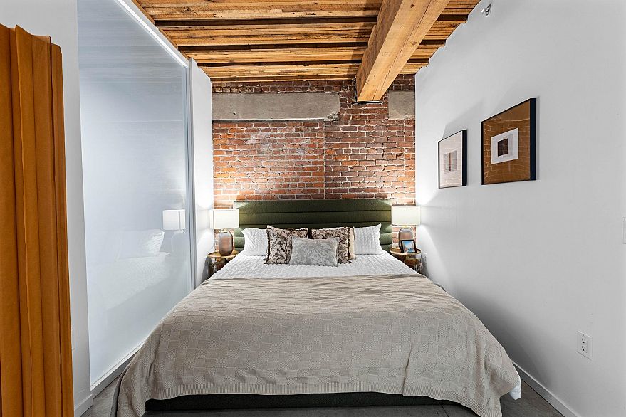 410 388 W 1st Avenue