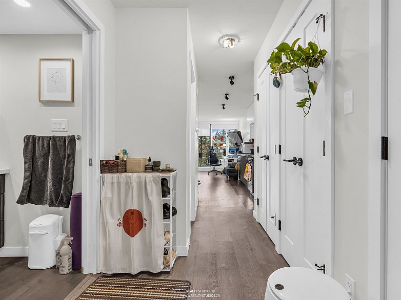 509 311 E 6th Avenue