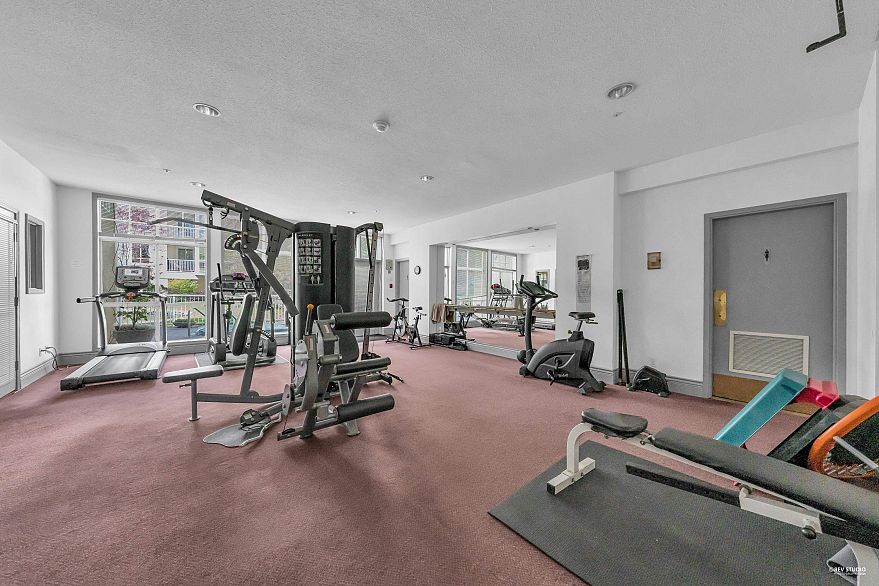 321 360 E 36th Avenue